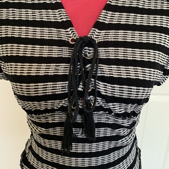 We The Free size S - Picture 2 of 3